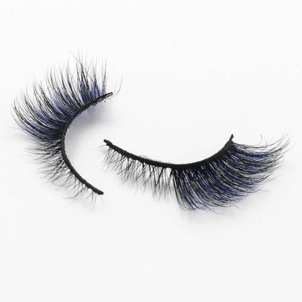 1687921497 Cat eye mink lashes 2